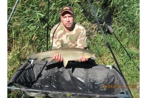 Марьевским амурам тоже нравятся  бойлы Grandcarp
